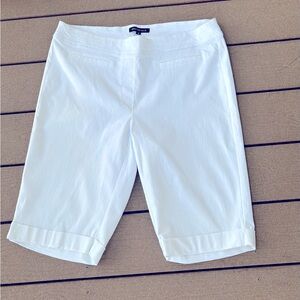 95. ADDITION ELLE Women’s White Stretch Bermuda Pull On Shorts
Size 16